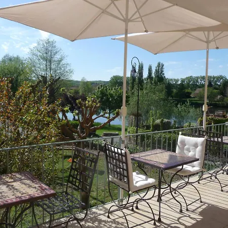 Otel Logis-hotel Cote-rivage 3*