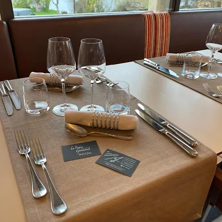 Hotel Hôtel-restaurant Côté Rivage