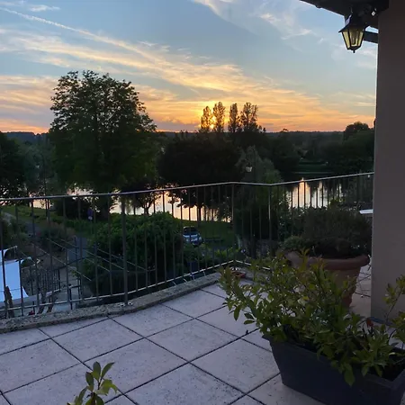 Hotel Hôtel-restaurant Côté Rivage 3*