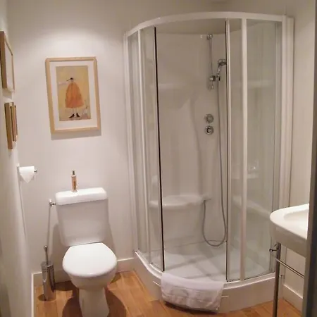 מלון Logis-hotel Cote-rivage Badefols-sur-Dordogne