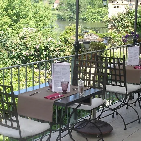 Hôtel-restaurant Côté Rivage Hotel Badefols-sur-Dordogne