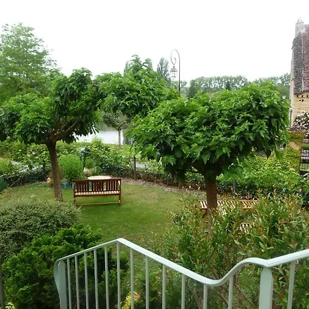 Logis-hotel Cote-rivage Otel Badefols-sur-Dordogne