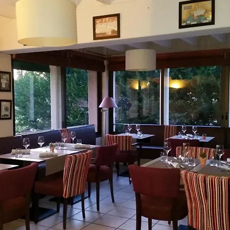 Hôtel-restaurant Côté Rivage Hotel Badefols-sur-Dordogne