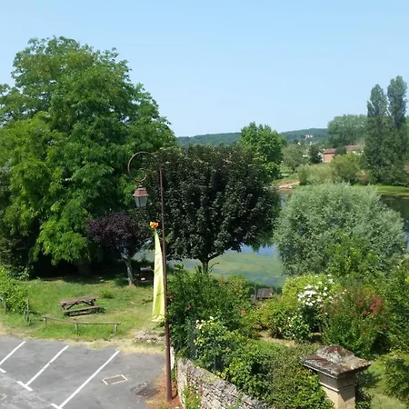Hôtel-restaurant Côté Rivage Badefols-sur-Dordogne