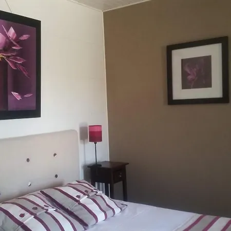 Logis-hotel Cote-rivage Hotel Badefols-sur-Dordogne