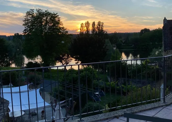 Отель Logis-hotel Cote-rivage