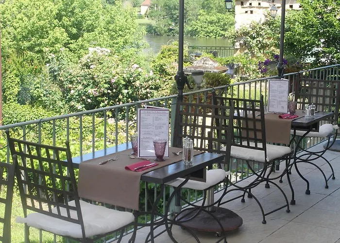 Logis-hotel Cote-rivage Отель Бадфоль-сюр-Дордонь